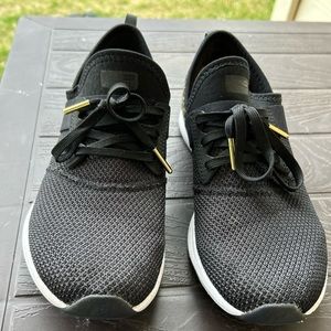 New Balance Fuelcore Nergize with Animal Print heels Women’s 8